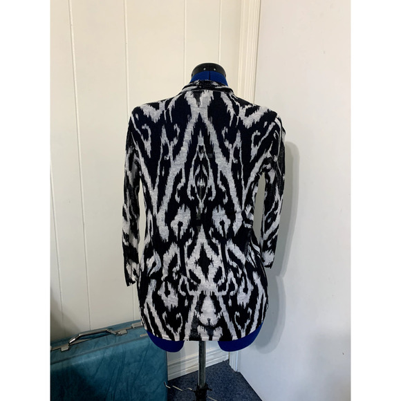 Chico's Traveler's Open Cardigan Abstract Print 100% Linen Knit Sz 1/M Packable - Picture 3 of 8